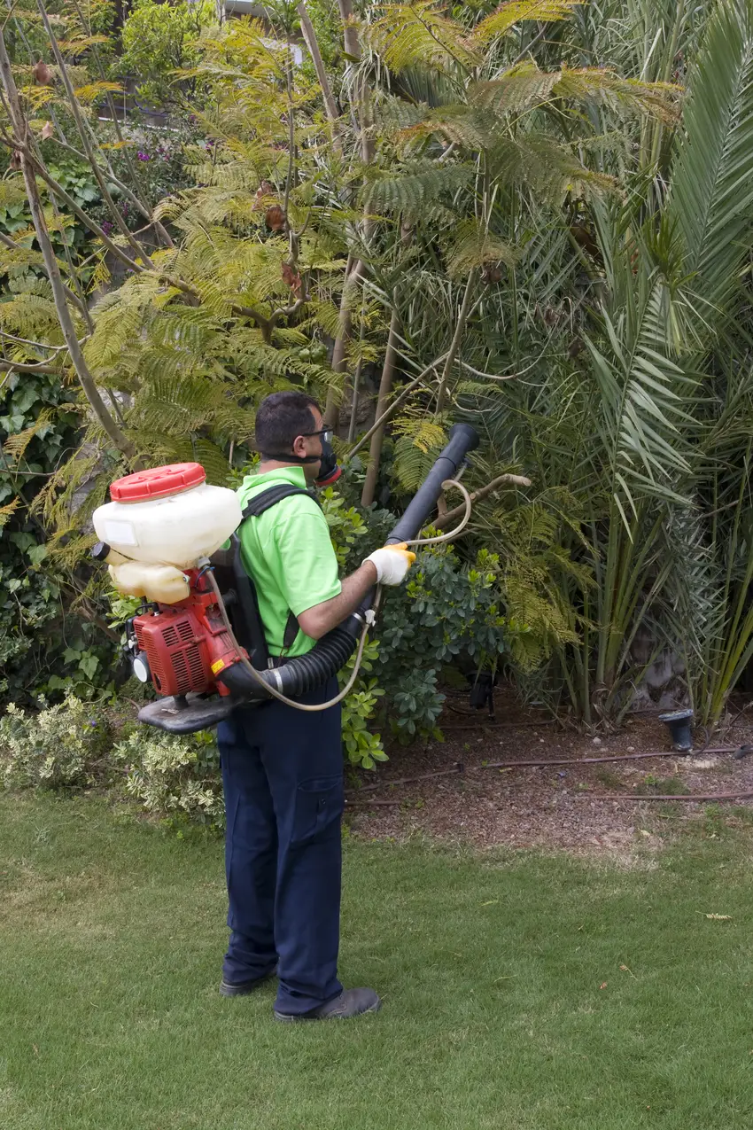 Landscaping and Groundskeeping Supervisors