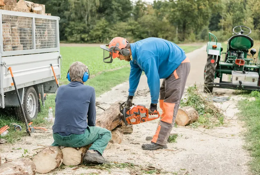 Grounds Maintenance Workers