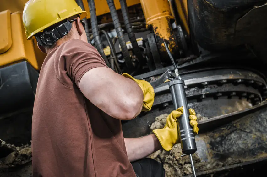 Heavy Equipment Mechanics