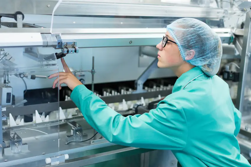 Machine Operators - Synthetic and Glass Fibres