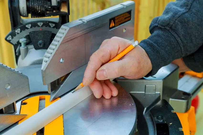 Cutting and Slicing Machine Operators